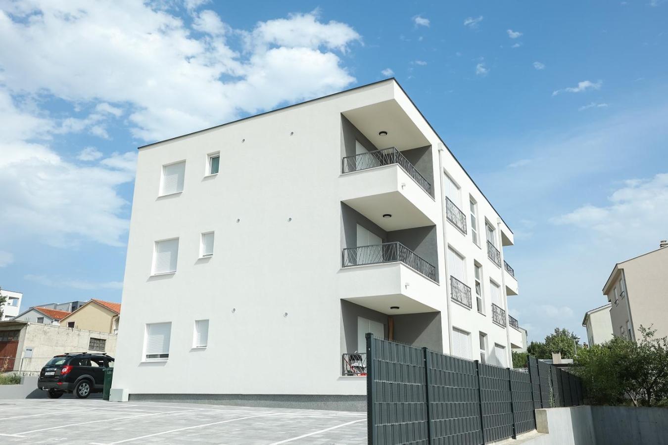 Appartement Glorija *